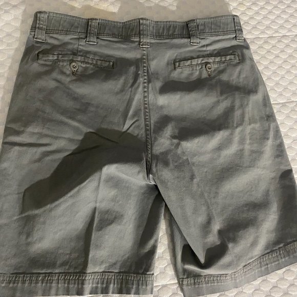 36W Grey Men's Shorts - Picture 3 of 3